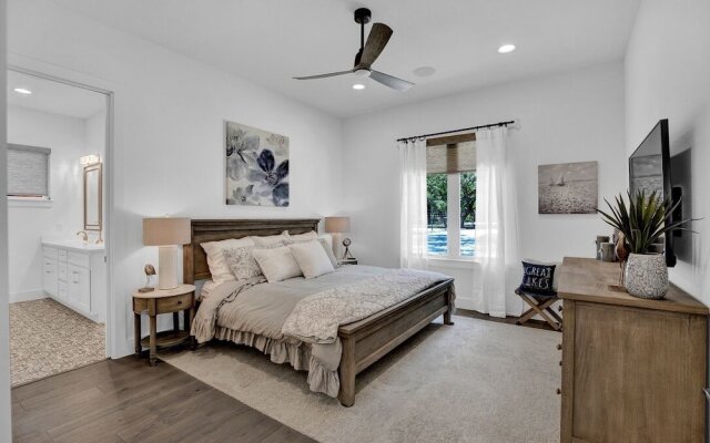 Whispering Waters 4 Bedroom Home