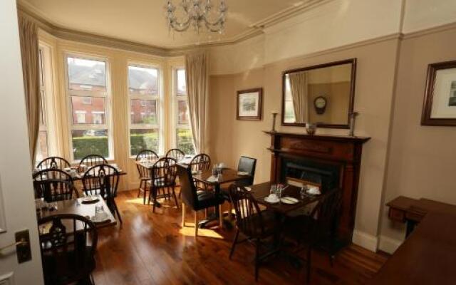 Somerton House B  B