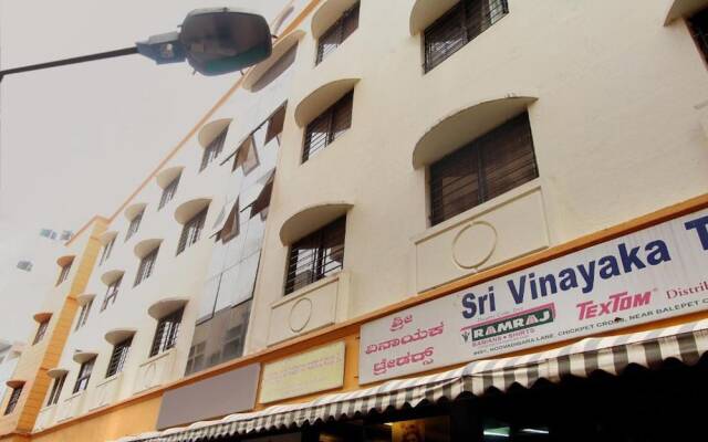 OYO 14695 Shrusti Comfort