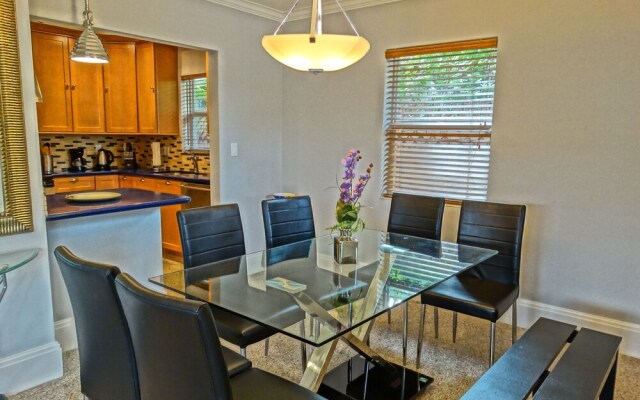 New Modern Family Villa