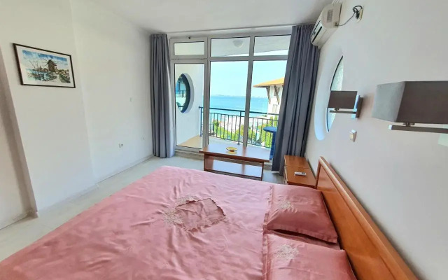 Sveti Vlas Marina Beach B40
