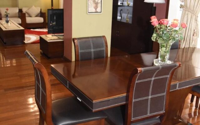 Diplomat Luxury Furnished Apartments