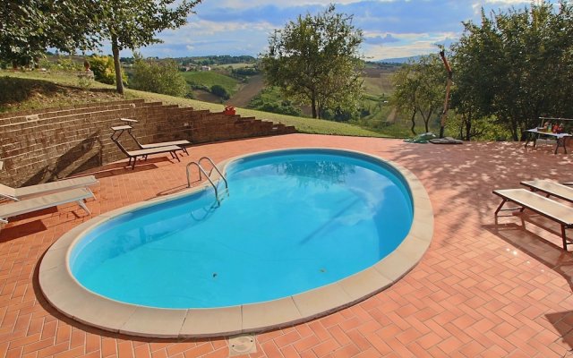 Villa With Private Swimming Pool and Beautiful View