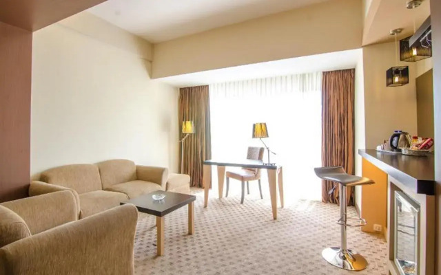 Tychi Hotel