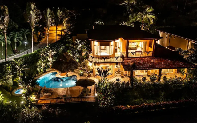 Casa Oasis in Playa Herradura