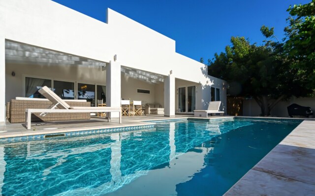 Villa Blanca
