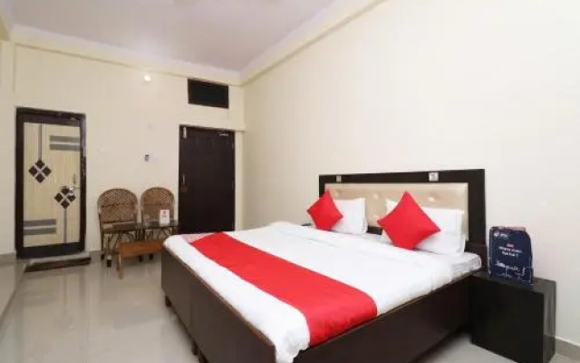 OYO 24823 Amrit Guest House