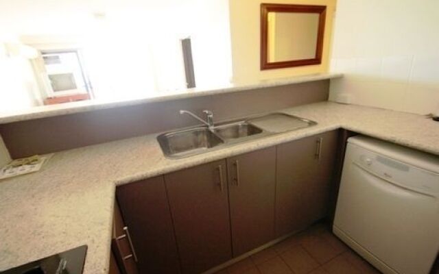 Spinnaker Apartments