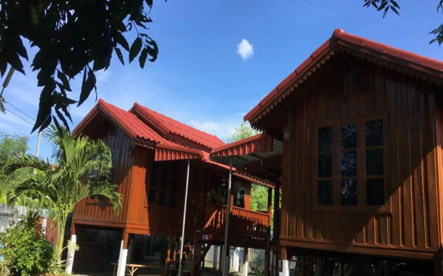 The Little Lopburi Village