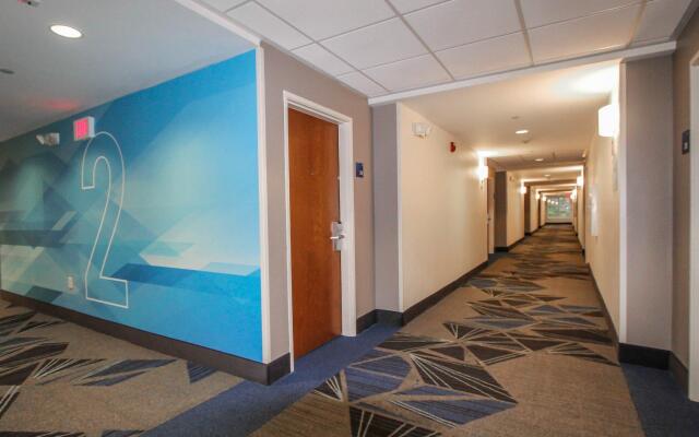 Holiday Inn Express Hotel & Suites Charleston-North, an IHG Hotel