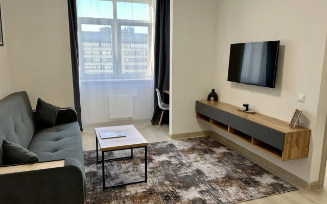 Cozy apartment on Gazovikov street 73k4