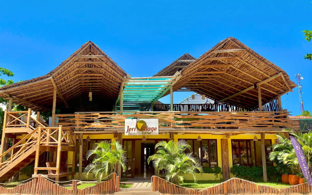 Jeri Village Hotel