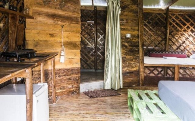 Cubby House Private Eco Resort