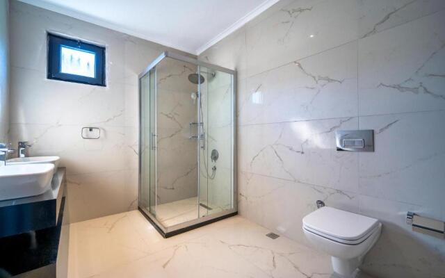 2 Bedroom Private Villa with swimming pool