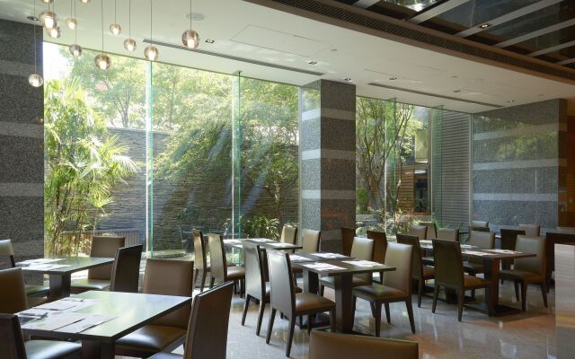 Park Taipei Hotel