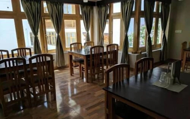 Hotel Blue Stone