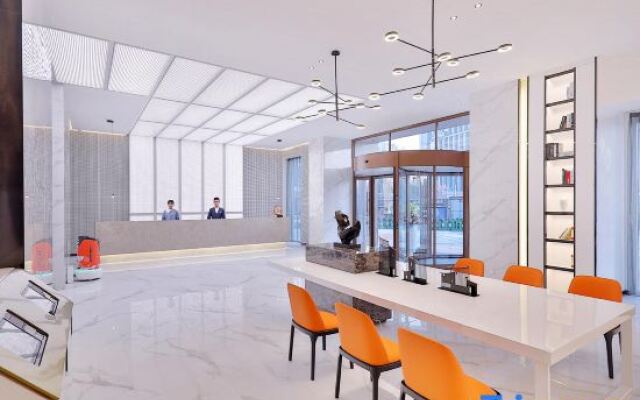 桔子酒店(青岛即墨宝龙广场店)