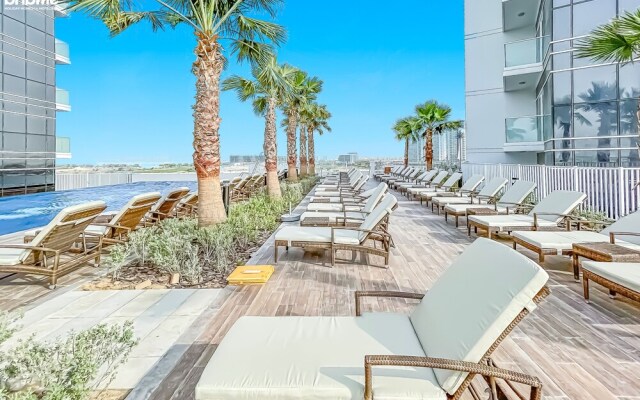 bnbme | Damac Hills Carson Tower | STUDIO