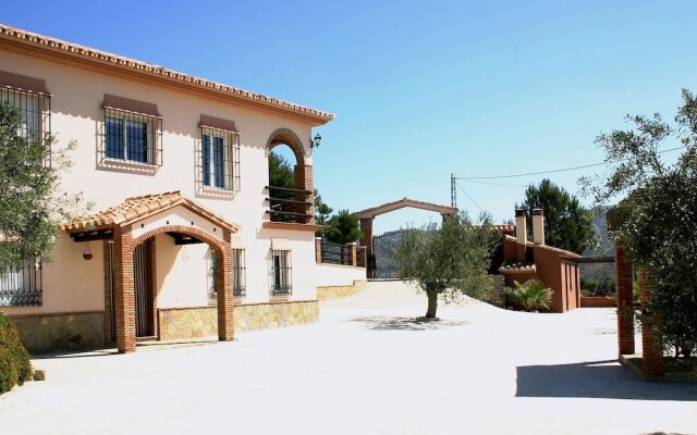 Peaceful Retreat in Alora for Families and Friends