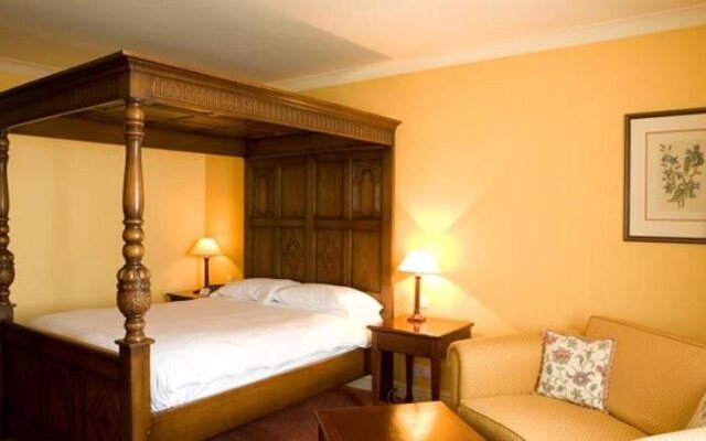 The Red Lion Inn by Greene King Inns