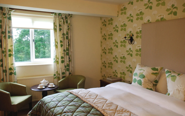 Bear of Rodborough Hotel