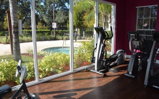 Lucaya 4 Bedrooms 3 Baths Townhome!