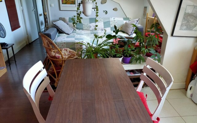 2 rooms flat Clichy Levallois