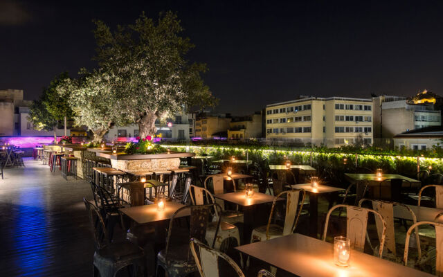 360 Degrees Pop Art Hotel