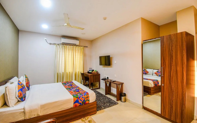 Fabhotel Royal Crystal