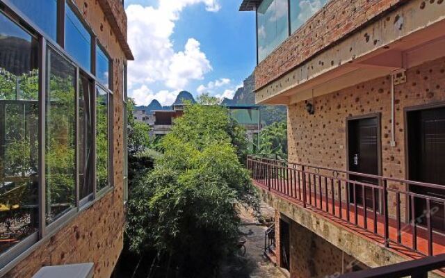 Yinxiang Jiangshu Inn