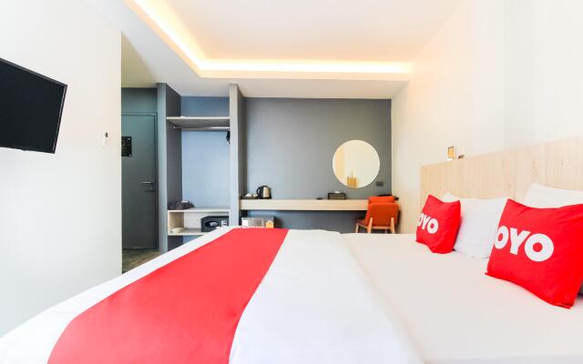 OYO 426 All Day Hostel @ Sukhumvit