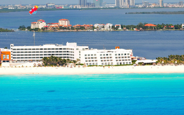 Flamingo Cancun - All Inclusive