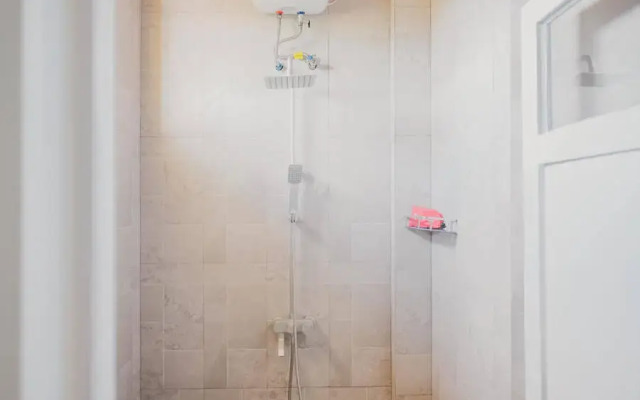 RedDoorz @ Jalan Pangeran Antasari Lampung 2