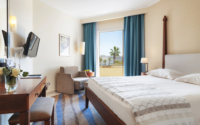 Alexander The Great Beach Hotel