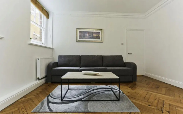 Platinum Apartments in Farringdon 9980
