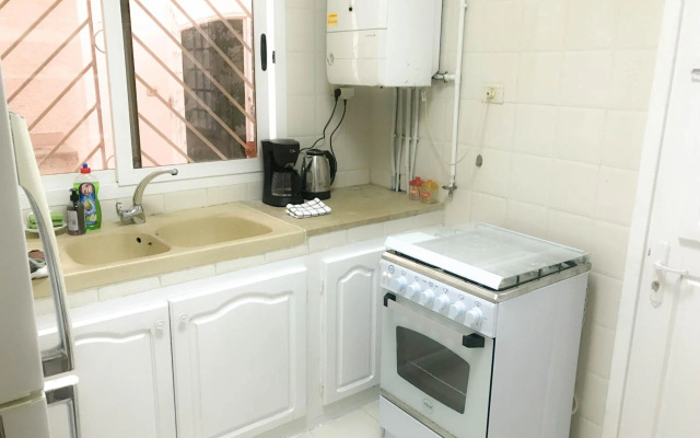 Cosy apartment @ La marsa Corniche-Beach