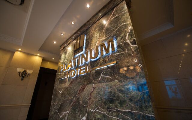 Platinum Hotel