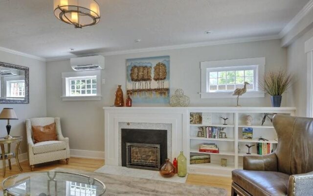 Huff House Inn and Cabins