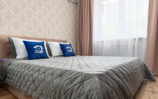 ТутЖивут на улице имени Жлобы 145