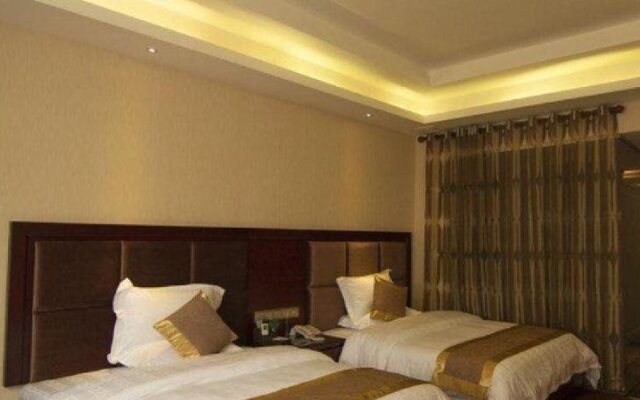 Yingde Junyue Hotel
