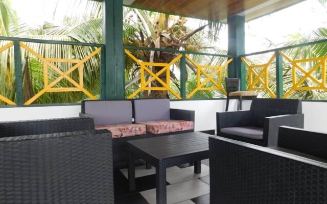 Honeyland Beach Resort