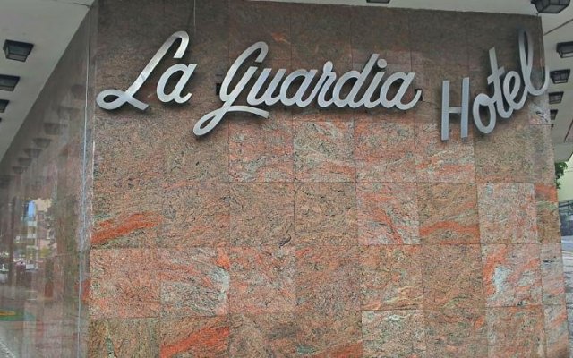 La Guardia Hotel