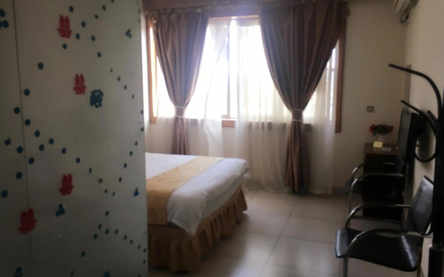 Shengtang Business Hotel