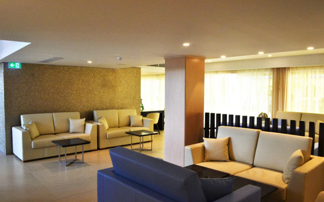 QAWRA Palace Resort & SPA