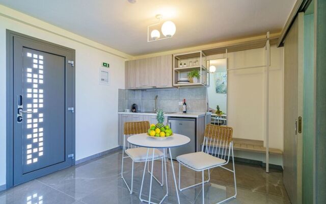 Miroes Suites