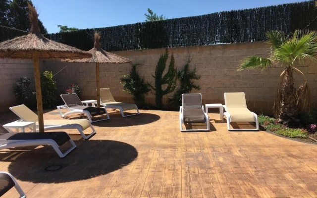 Hostal Restaurante Cuatro Caminos