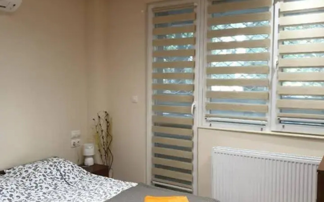 Luxury 2 bedroom,2 bathroom apart ,free parking