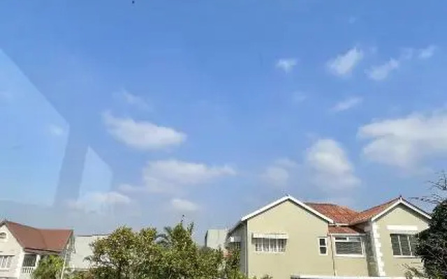 Zet on 9th Avenue (Adults Only)