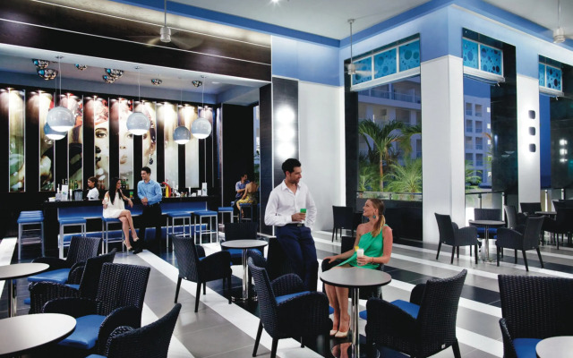 Hotel Riu Playa Blanca - All Inclusive