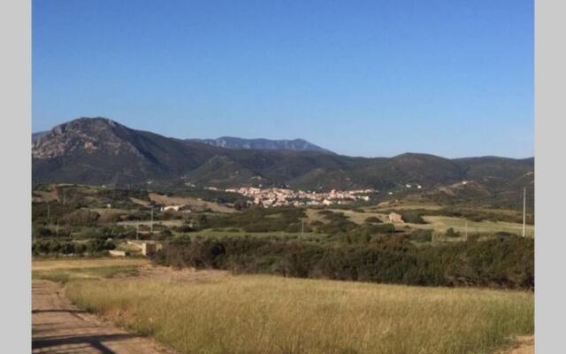 Apartment Nuraghe, barrierefrei, auf Olivenhain